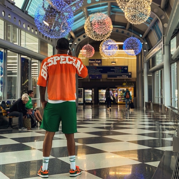 Trendy Cropped Oversized Fit “That Move” Tee - Picture 4 of 6